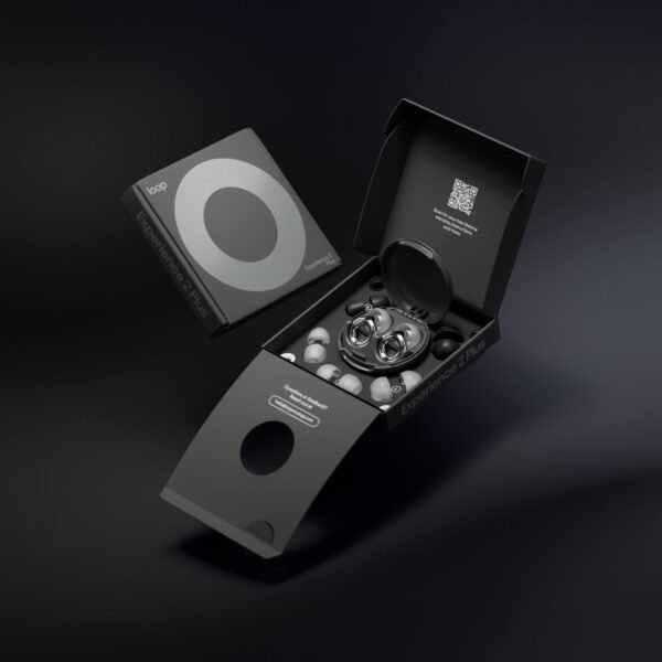 Loop Experience 2 Plus earplugs with interchangeable tips and mute accessory